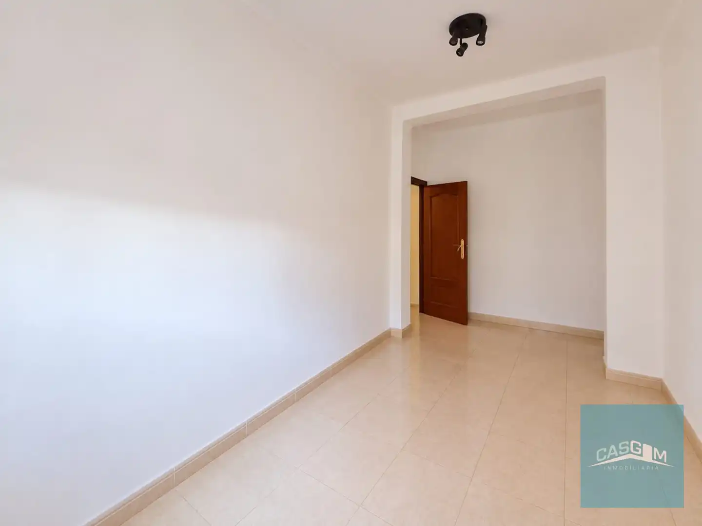 Dormitori de Pis en venda en Huelva amb Forn, Rentadora i Microones