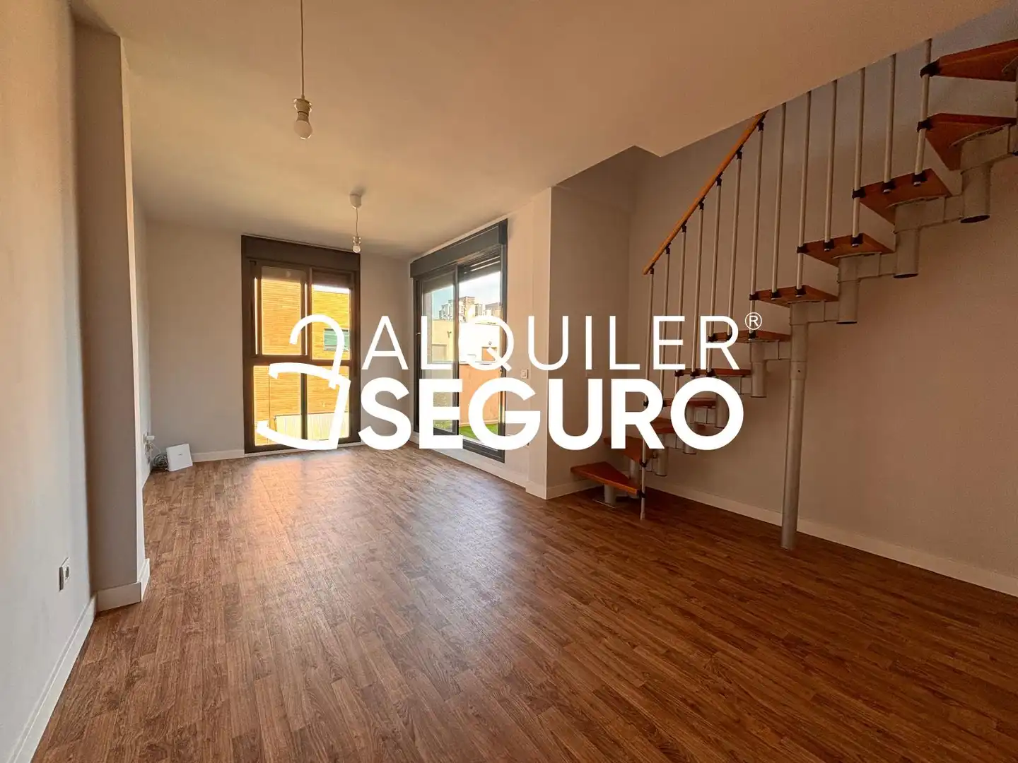 Exterior view of Attic for rent in Madrid  with Air Conditioner, Heating and Terrace