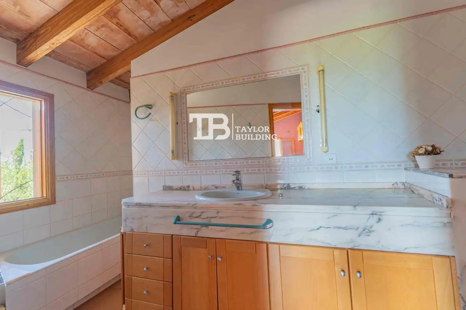 Bany de Casa o xalet en venda en Marratxí amb Terrassa, Traster i Piscina