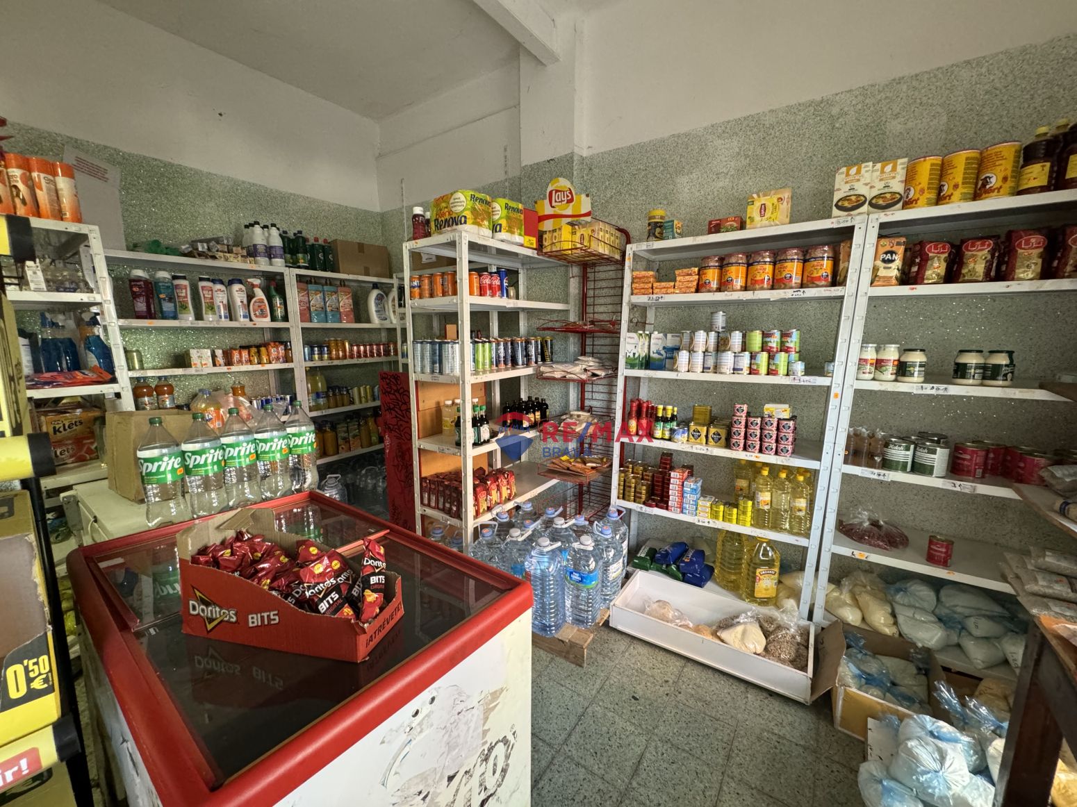Premises for sale in Girona Capital
