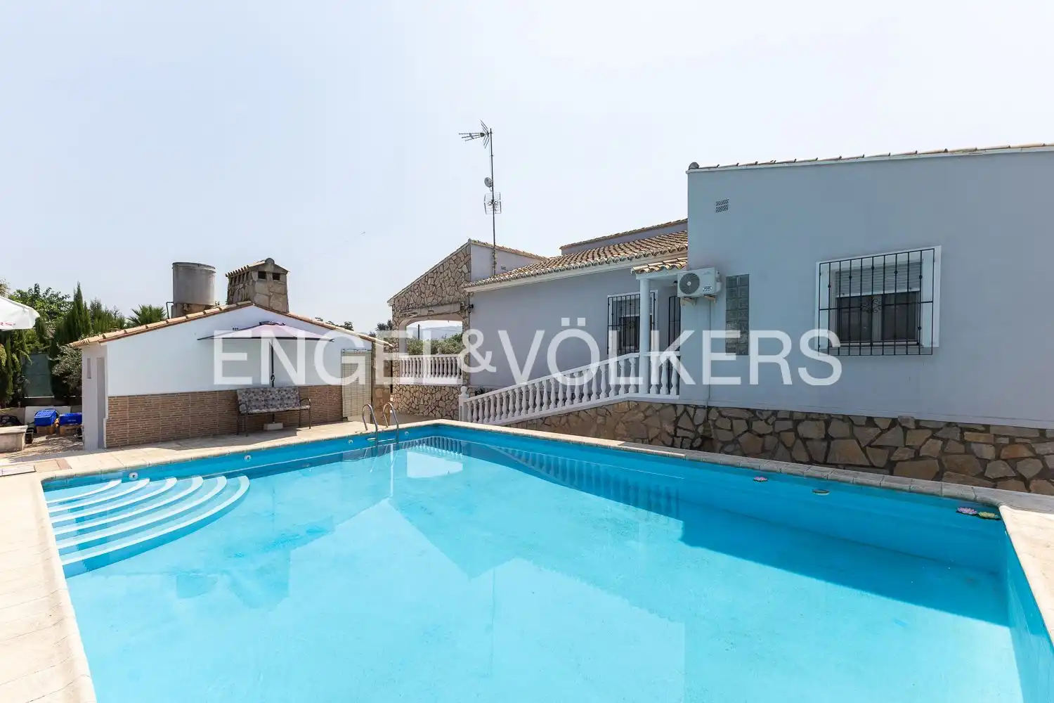 Vista exterior de Casa o chalet en venta en Rafelguaraf con Calefacción y Jardín privado