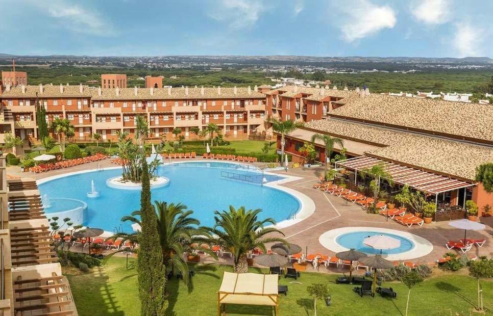 Vista exterior de Apartamento en venta en Chiclana de la Frontera con Aire acondicionado, Jardín privado y Terraza