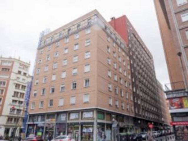 Local comercial en Alquiler en Iparraguirre en Ametzola