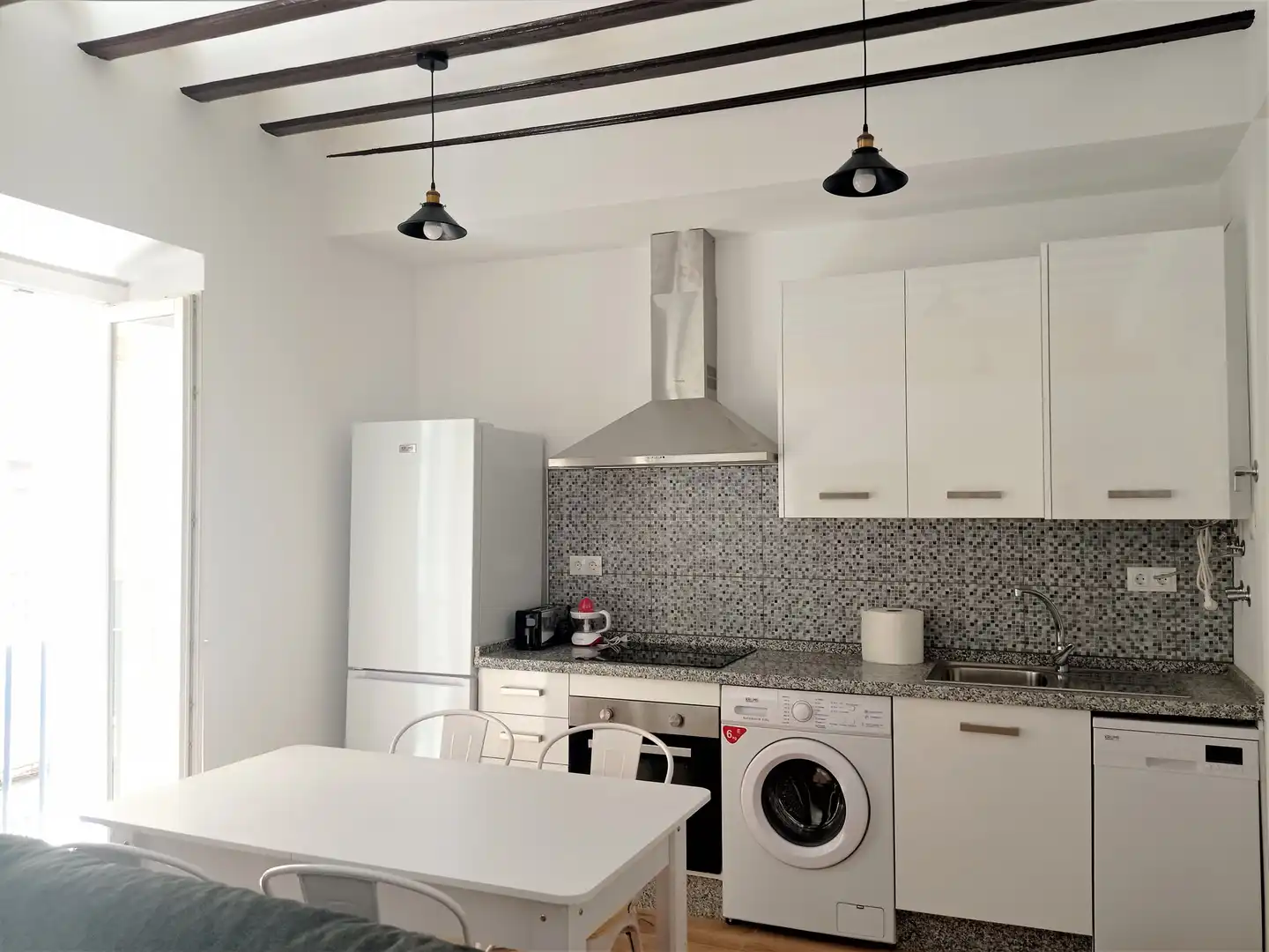 Küche von Wohnung zur Miete in Cádiz mit Klimaanlage, Möbliert und Ofen