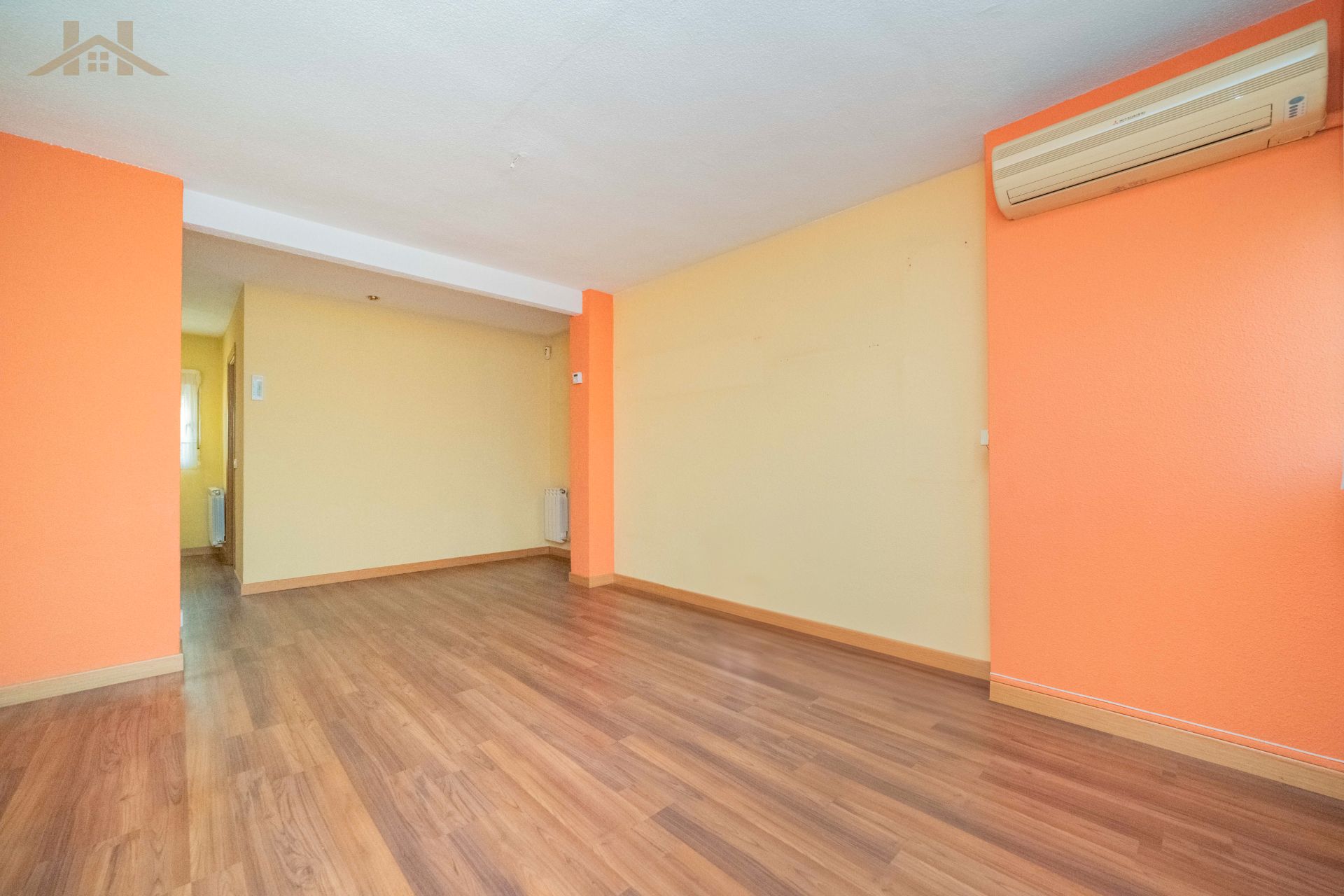 Flat for sale in Móstoles  with Air Conditioner and Heating