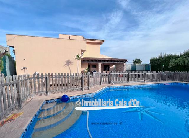 Casa-chalet en Venta en Portocolom