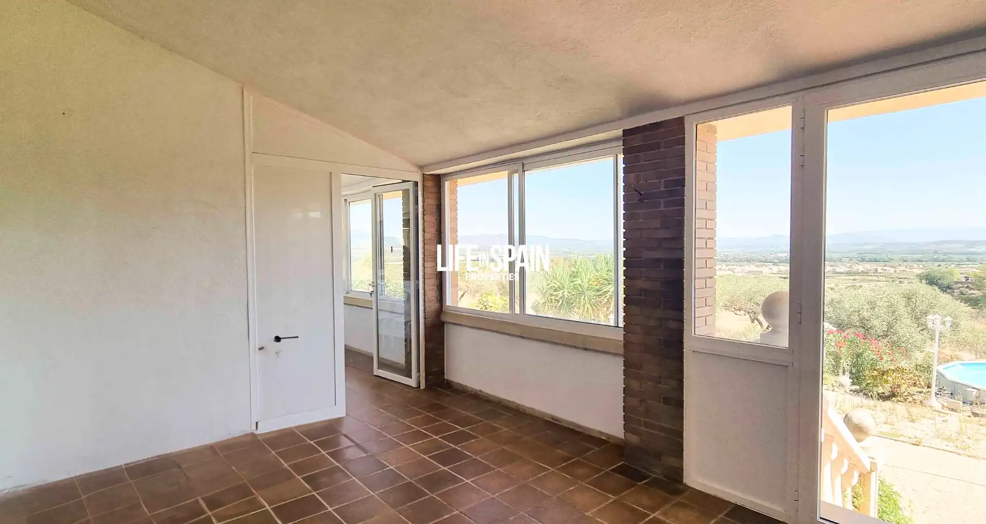 Habitación de Casa o chalet en venta en Ginestar con Calefacción, Jardín privado y Terraza
