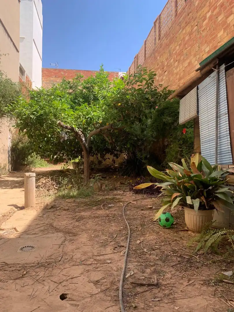 Casa o xalet en venda en Benetússer amb Terrassa i Balcó