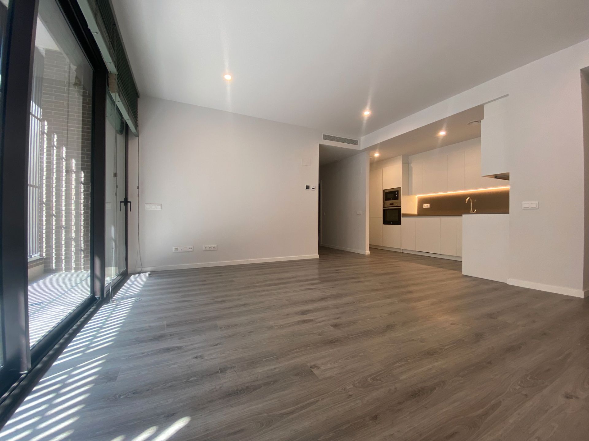 Piso de alquiler en Carrer Sant Miquel, Eixample Sud – Migdia