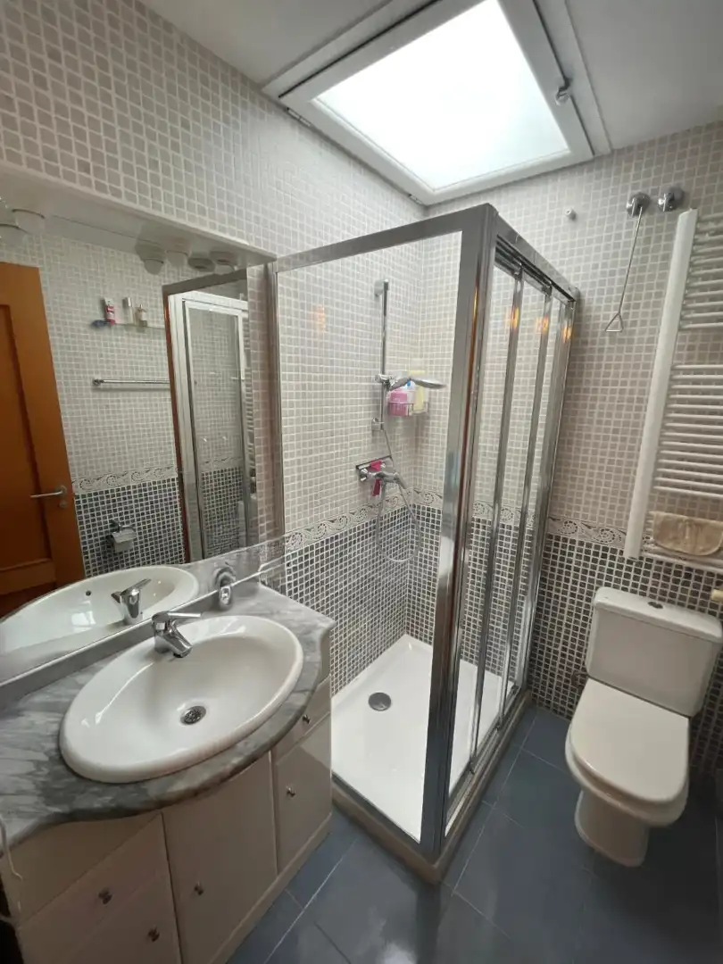 Baño de Casa adosada en venta en Palamós con Aire acondicionado, Calefacción y Terraza