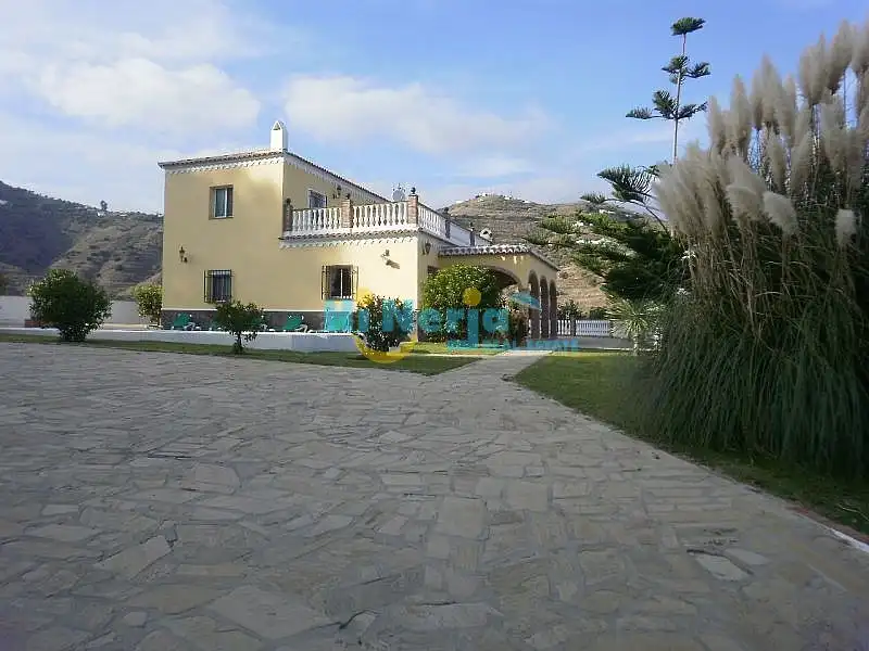 Chalet con piscina en venta en Centro, imagen 8