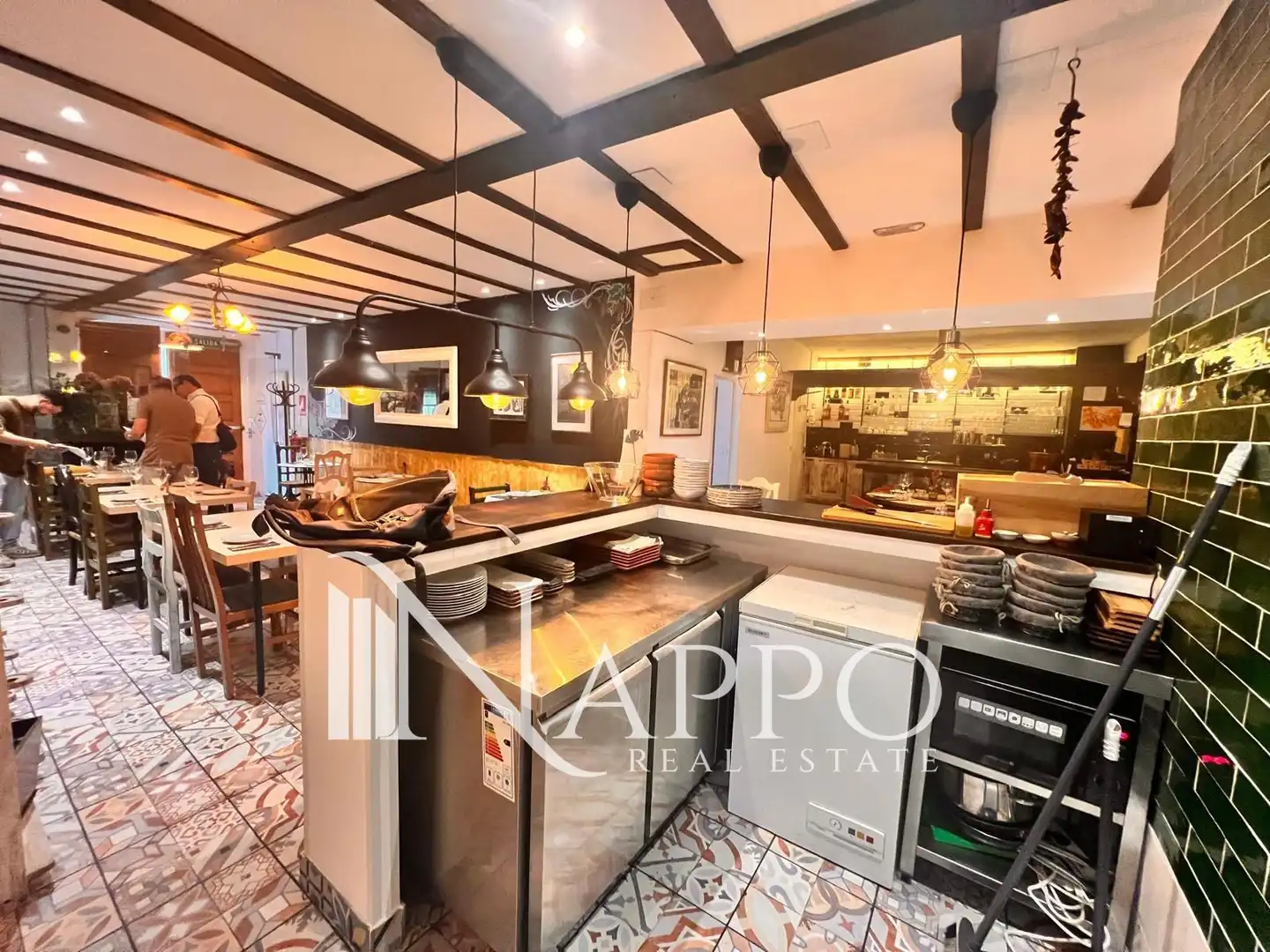 Commercial properties for rent in  Palma de Mallorca  with Air Conditioner and Internet