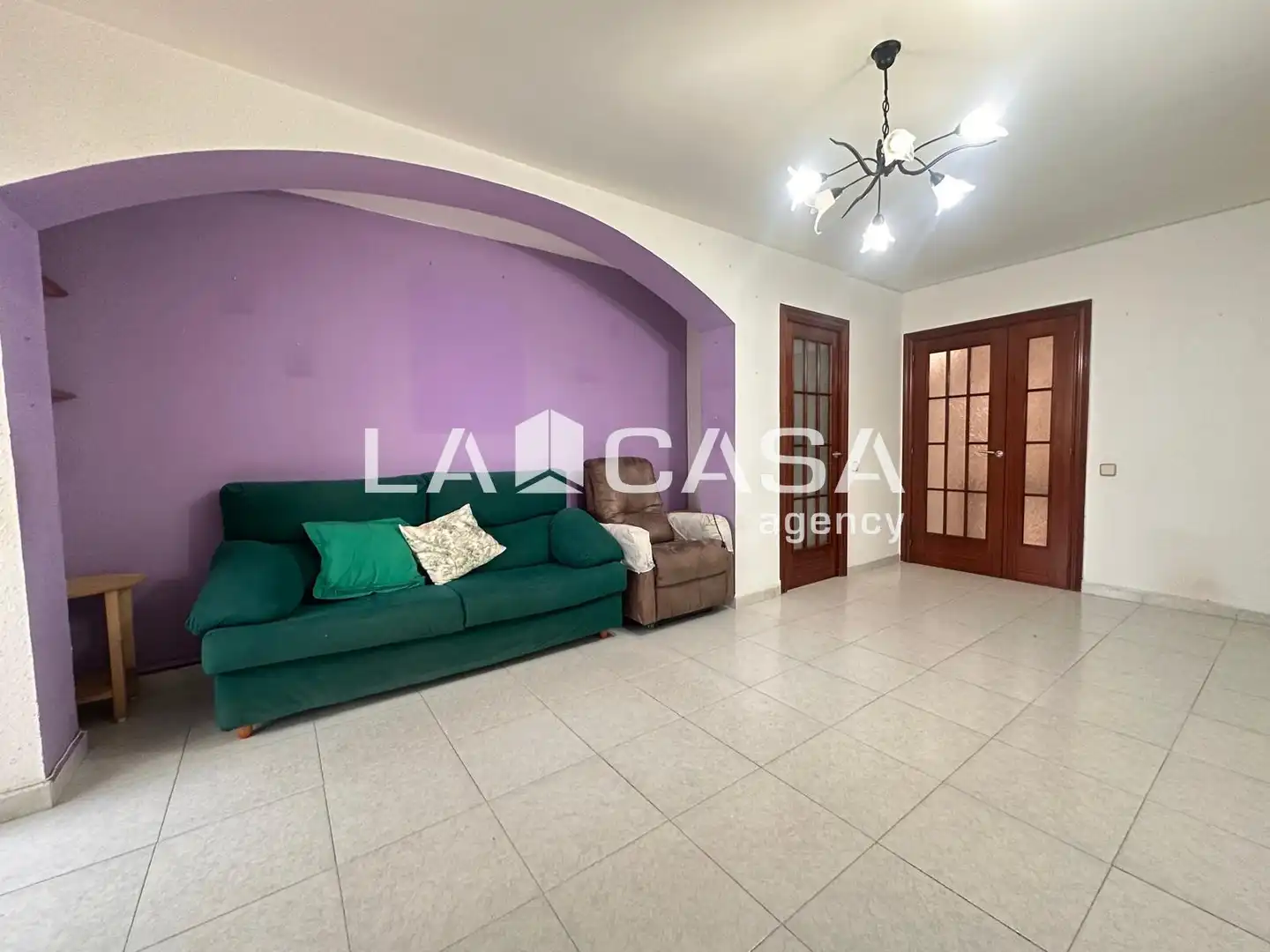 Piso en venta en Canovelles con Balcón