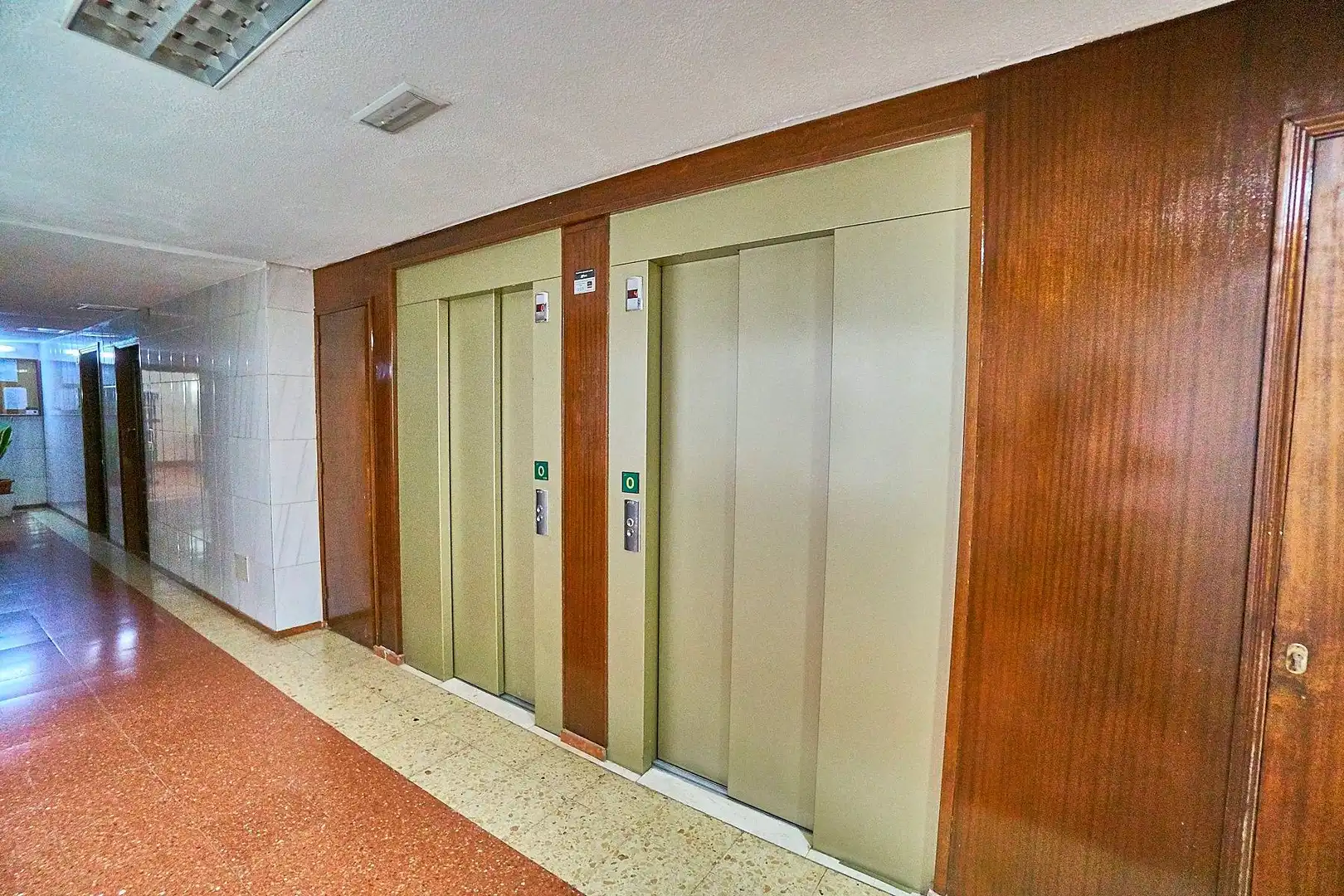 Oficina en venta en Las Palmas de Gran Canaria con Aire acondicionado, Trastero y Amueblado