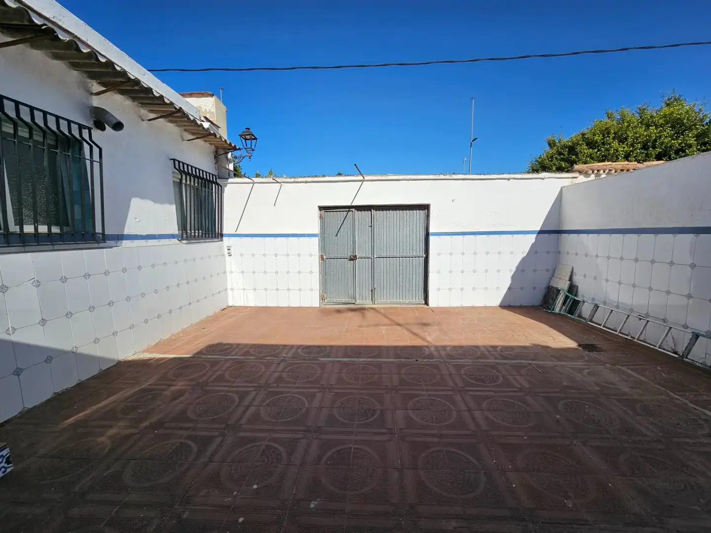 Vista exterior de Casa o chalet en venta en San Antonio de Benagéber con Terraza y Trastero