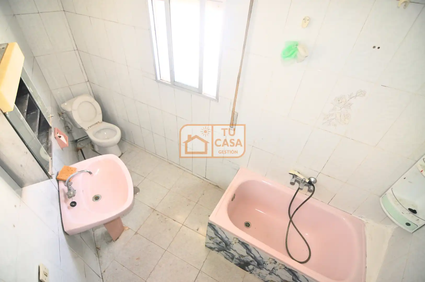 Bathroom of Detached homes for sale in Talaván  with Storage room