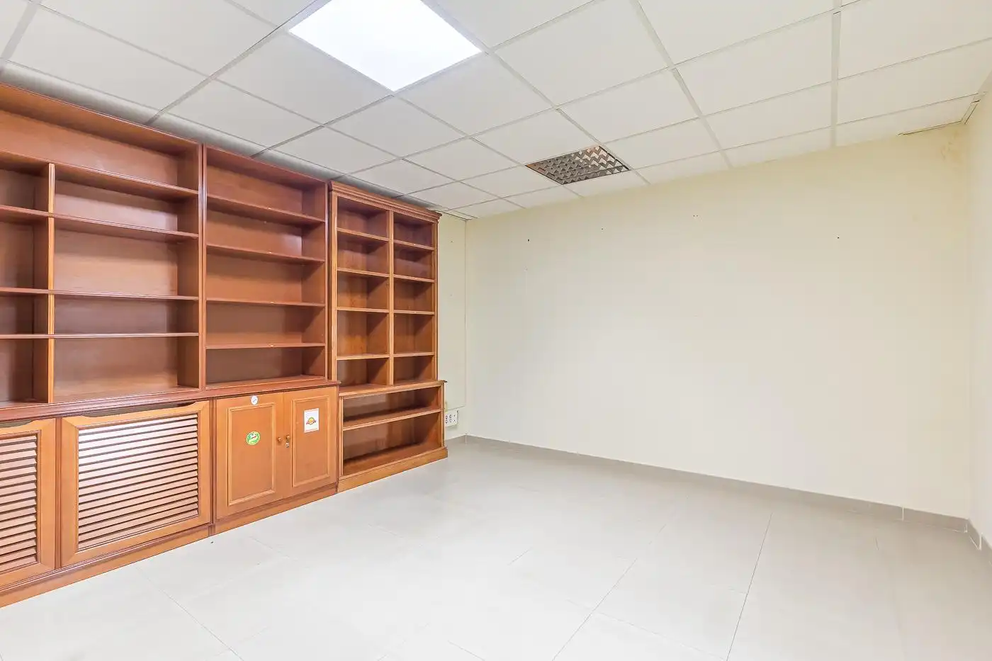 Büro zum Verkauf in Tetuán