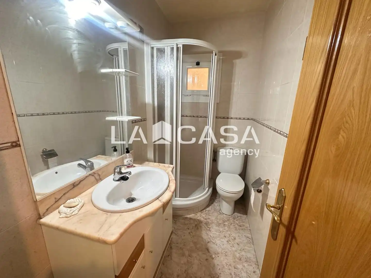 Piso en venta en Granollers con Balcón
