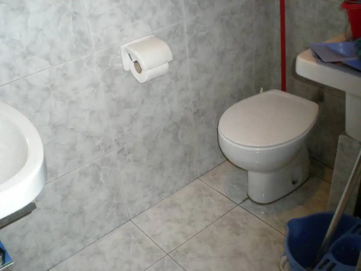 Badezimmer von Wohnung zum Verkauf in Manresa mit Klimaanlage, Heizung und Terrasse