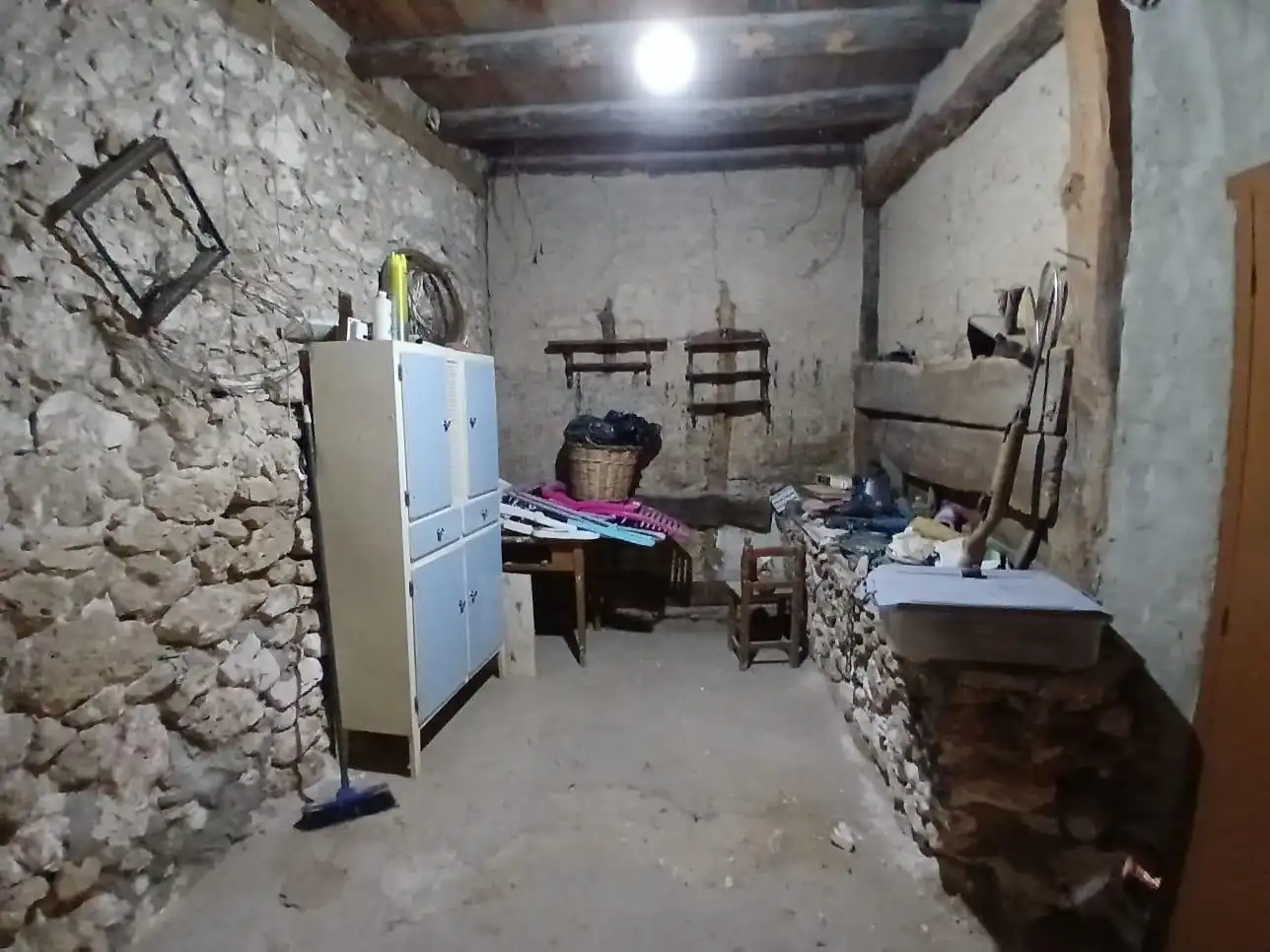 Casa o xalet en venda en Olombrada amb Traster i Moblat