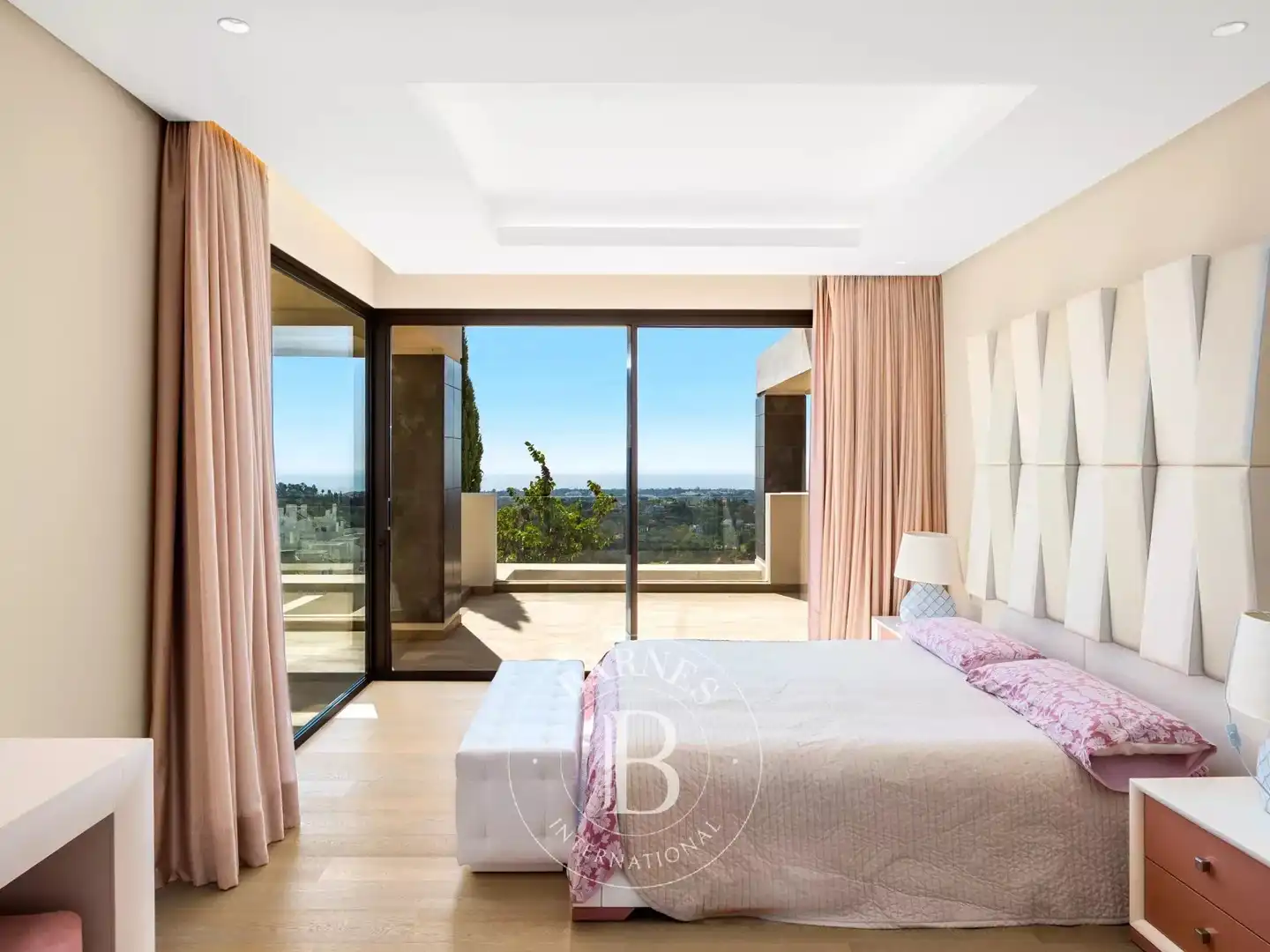 Habitación de Casa o chalet en venta en Benahavís con Aire acondicionado, Calefacción y Terraza