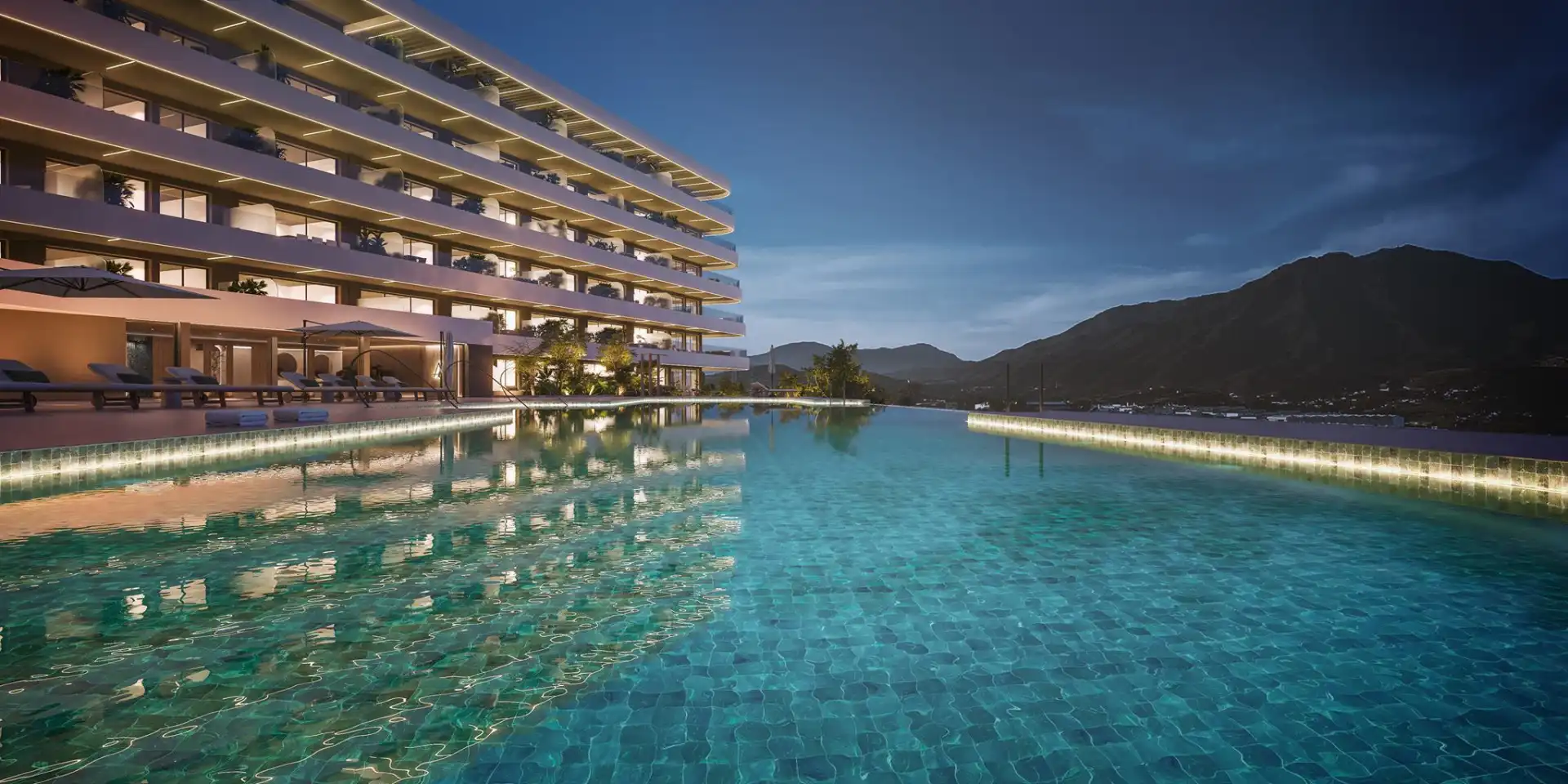 Piscina de Ático en venta en Estepona con Aire acondicionado, Terraza y Piscina