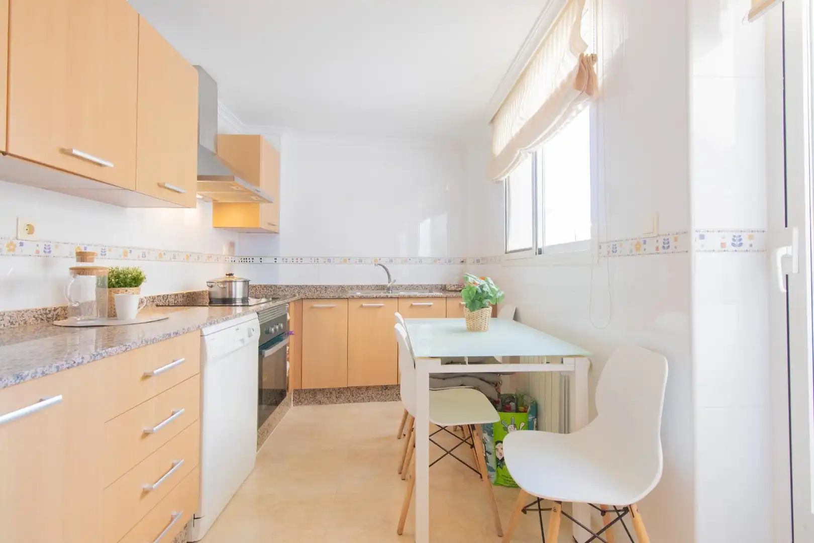 Kitchen of Flat for sale in Sagunto / Sagunt  with Heating and Storage room