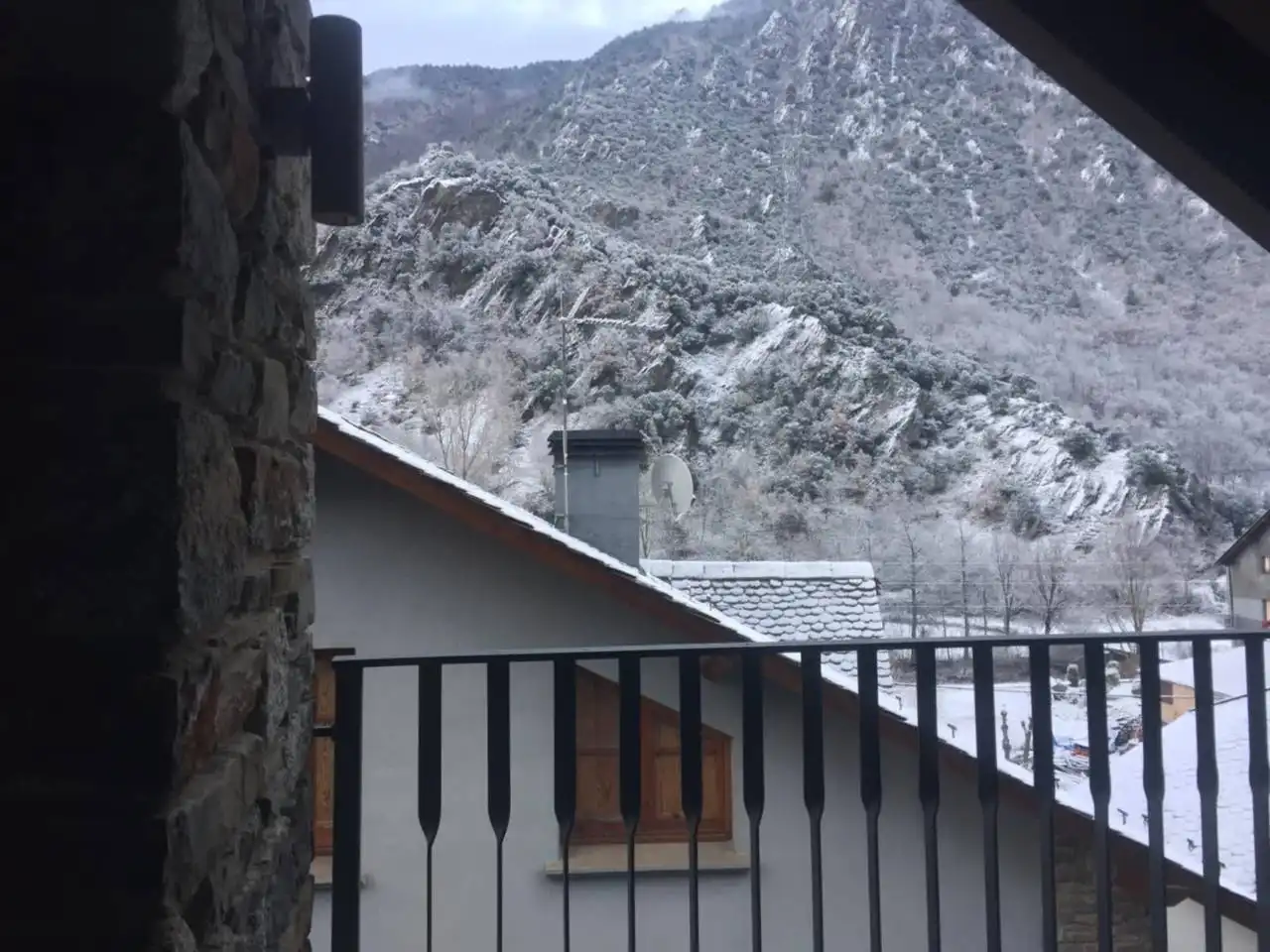 Vista exterior de Casa o chalet en venta en Vall de Cardós con Jardín privado, Parquet y Terraza