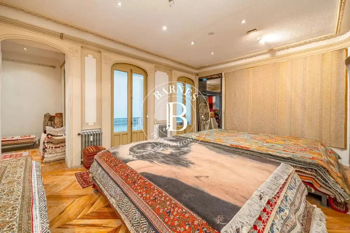 Habitación de Local en venta en Madrid con Aire acondicionado
