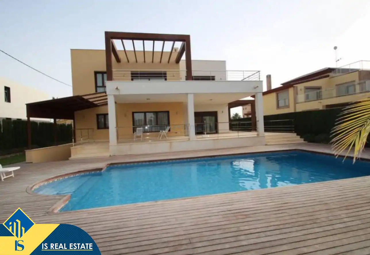 Piscina de Casa o chalet de alquiler en Orihuela con Aire acondicionado, Calefacción y Jardín privado