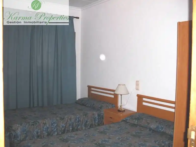 Habitación de Local en venta en Castell de Castells con Aire acondicionado y Amueblado