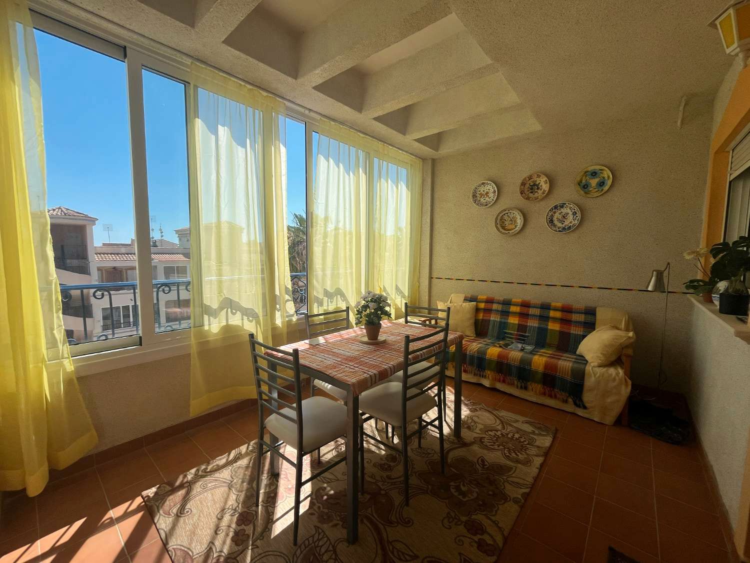 Dormitori de Apartament en venda en Orihuela amb Piscina, Moblat i Internet
