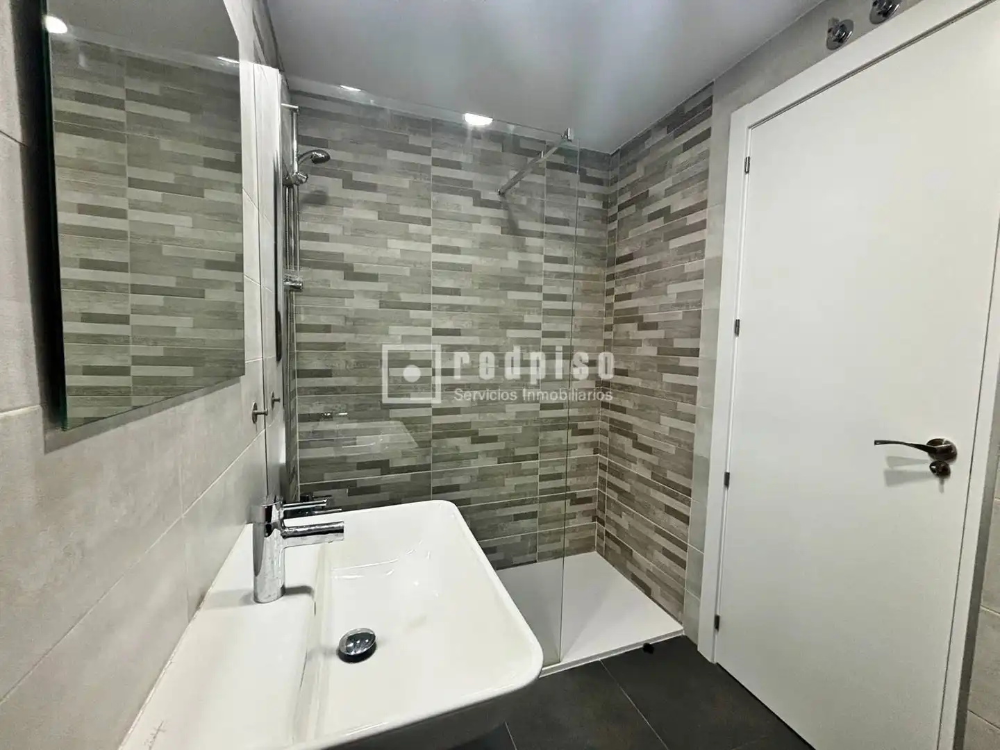 Piso en venta en Alovera