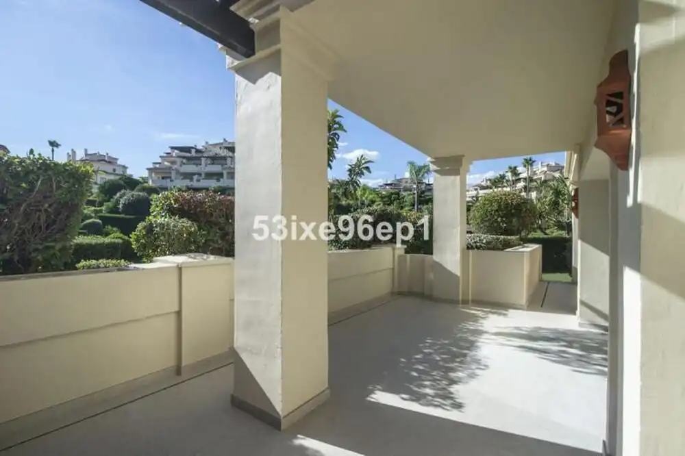 Jardín de Planta baja de alquiler en Benahavís con Aire acondicionado, Terraza y Trastero