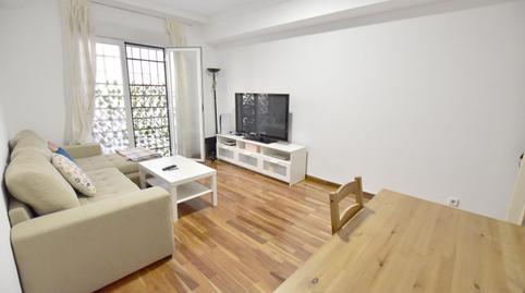 Foto 2 de Piso de alquiler en De Los Mostenses, Universidad - Malasaña,  Madrid Capital