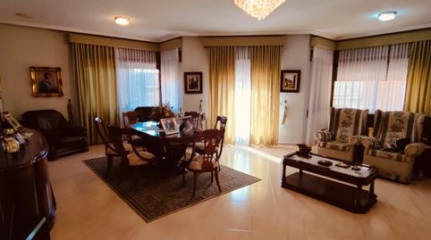 Foto 2 de Planta baixa en venda a Calle Joaquín Turina, Torrijos, Toledo