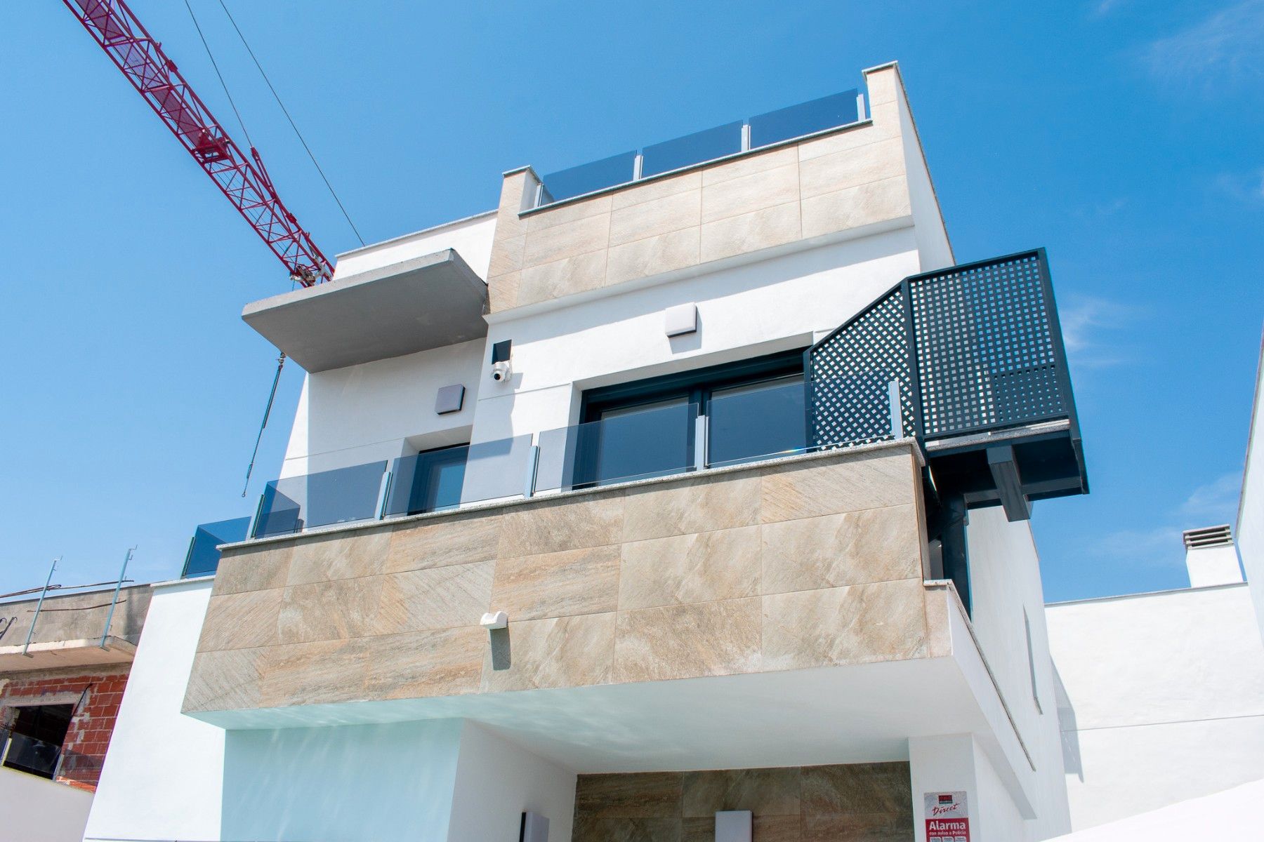 Vista exterior de Casa o xalet en venda en Torrevieja amb Aire condicionat, Calefacció i Terrassa