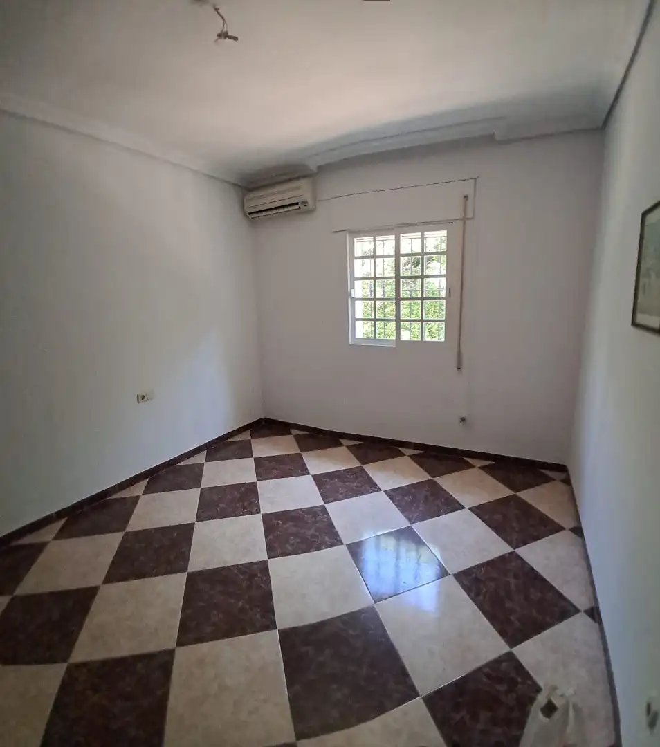 Casa o chalet en venta en Palomares del Río con Aire acondicionado, Jardín privado y Terraza