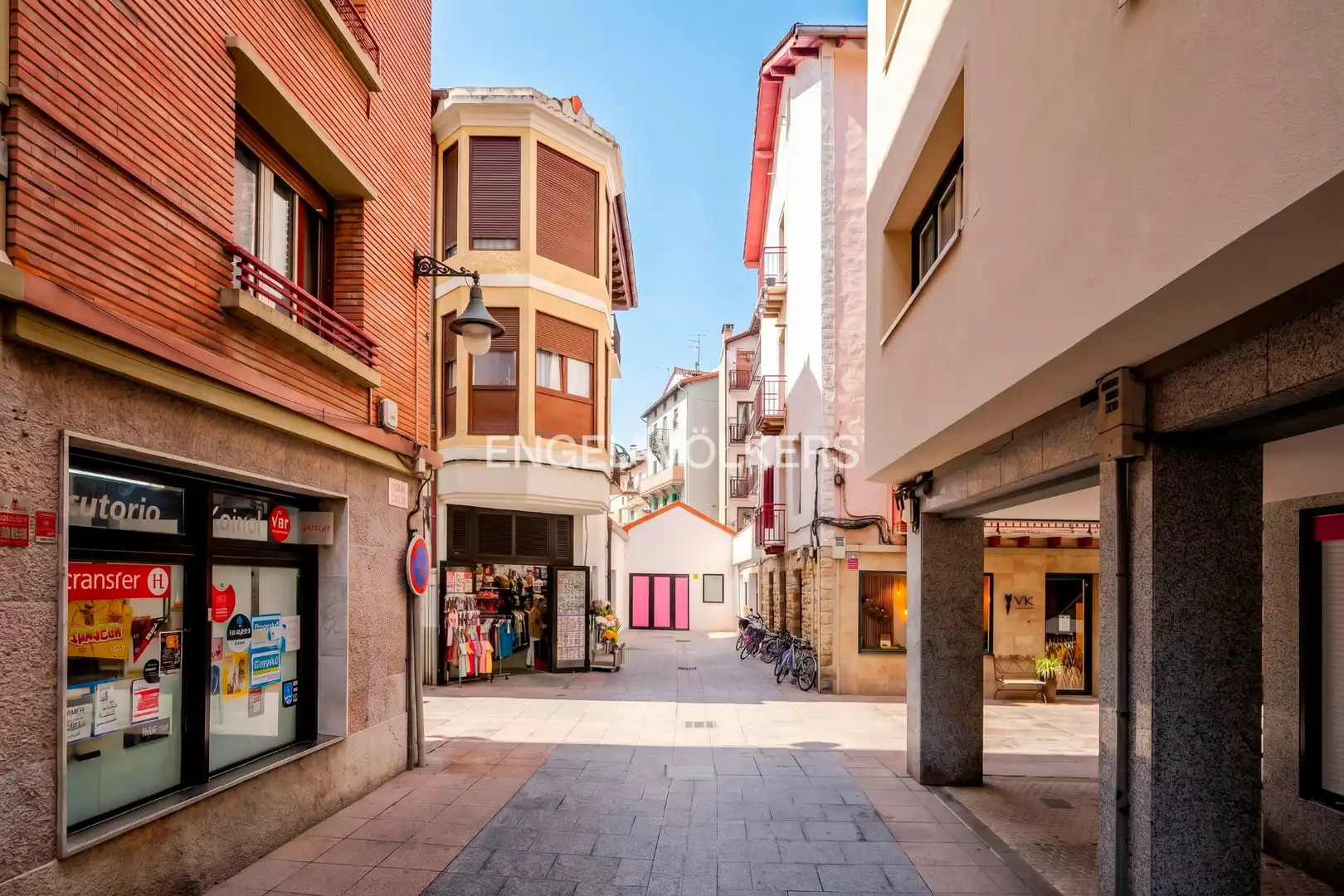 Local comercial en venta en Patxiku Kalea 6, imagen 2