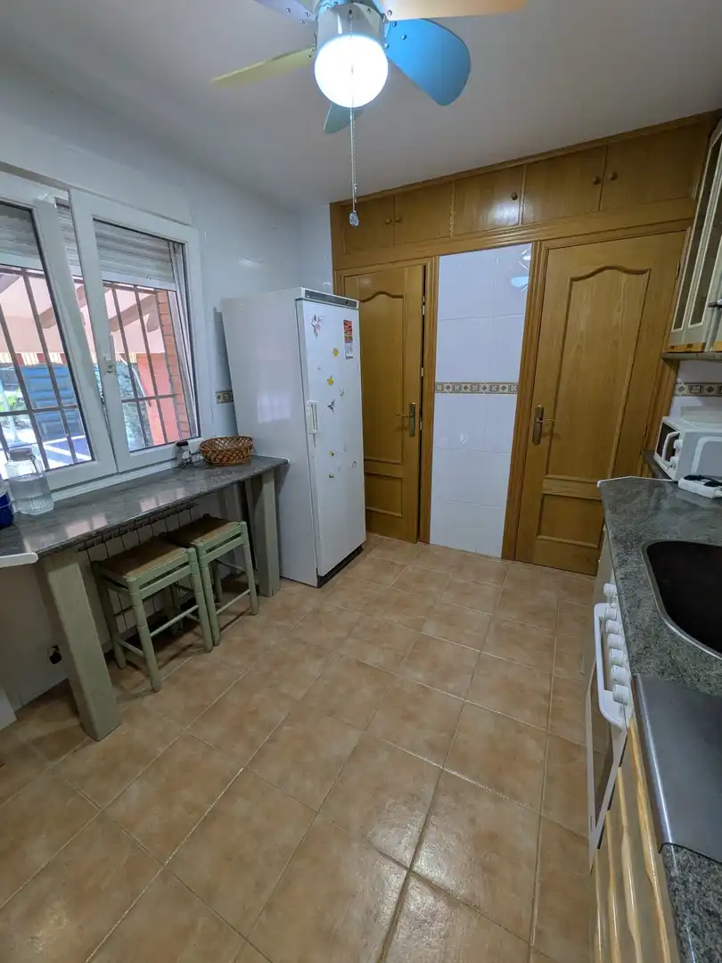 Cocina de Finca rústica en venta en Miguelturra con Aire acondicionado, Calefacción y Jardín privado