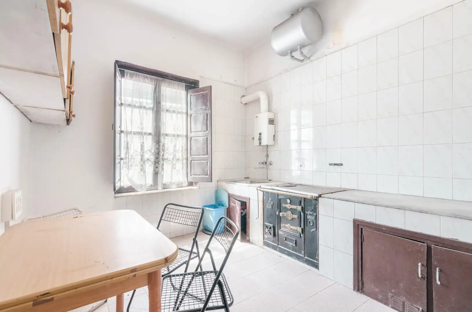 Kitchen of Buildings for sale in Aller