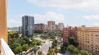 Exterior view of Apartment for sale in  Valencia Capital  with Air Conditioner, Heating and Balcony