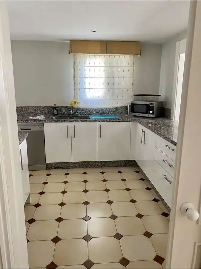 Kitchen of Flat for sale in Marbella  with Terrace and Swimming Pool