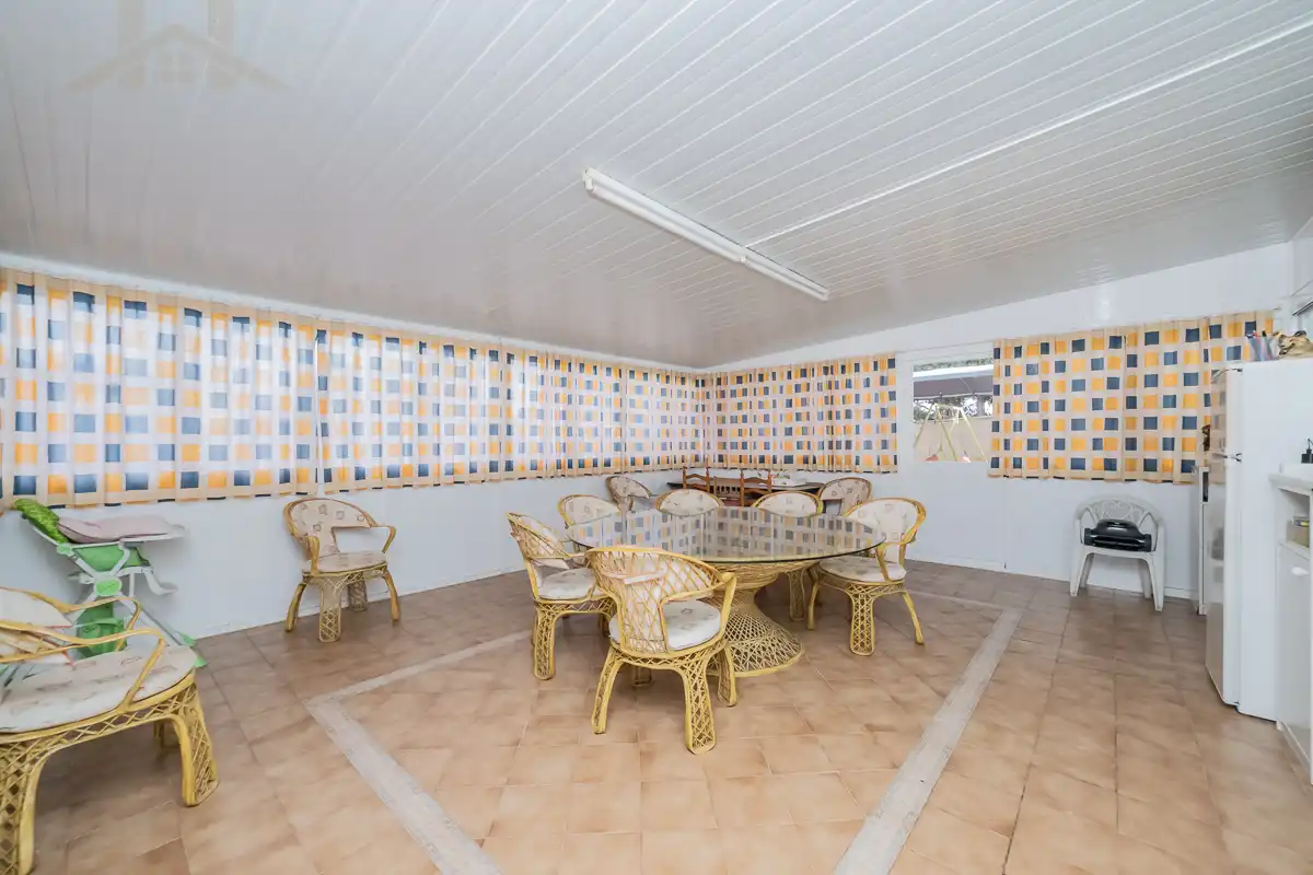 Menjador de Casa o xalet en venda en San Sebastián de los Reyes amb Calefacció, Jardí privat i Piscina