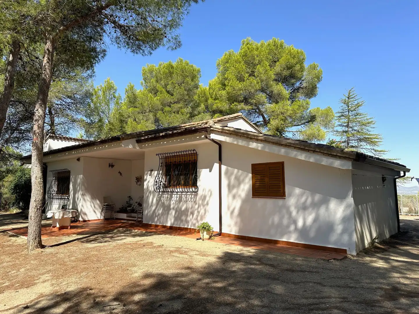 Vista exterior de Casa o chalet en venta en Agullent con Calefacción, Trastero y Amueblado