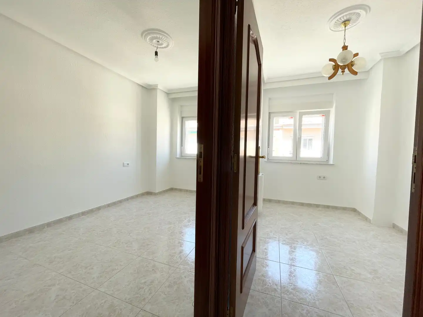 Bedroom of Flat for sale in Salamanca  with Heating and Balcony