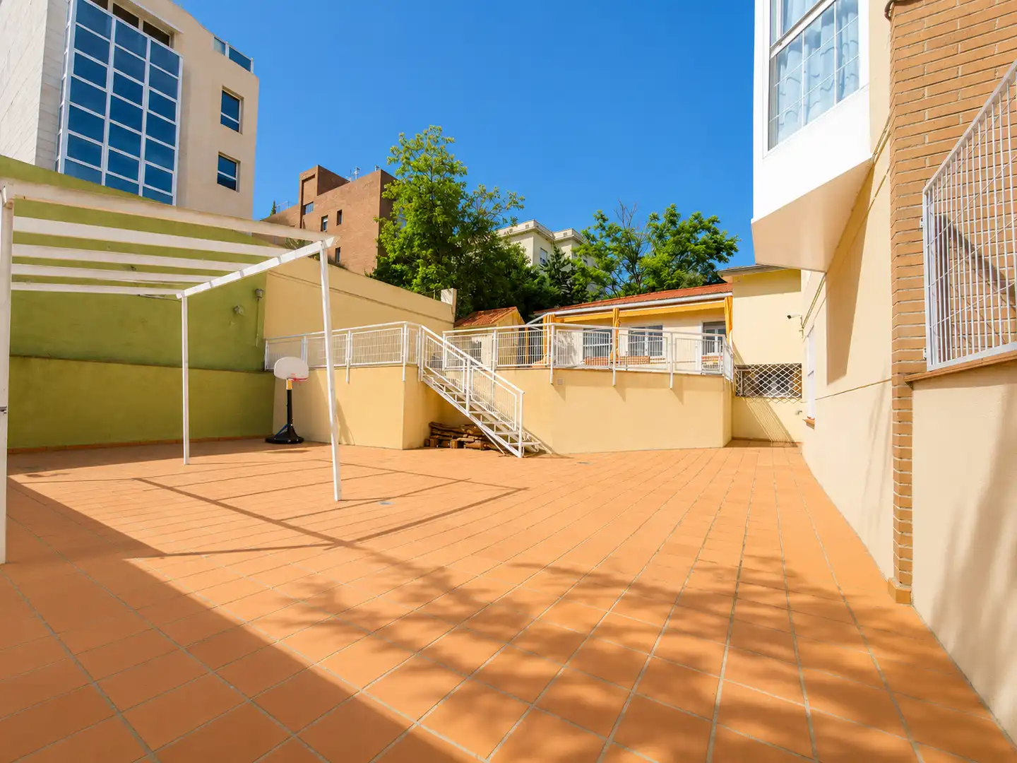 Terraza de Casa o chalet en venta en Madrid con Calefacción, Jardín privado y Parquet