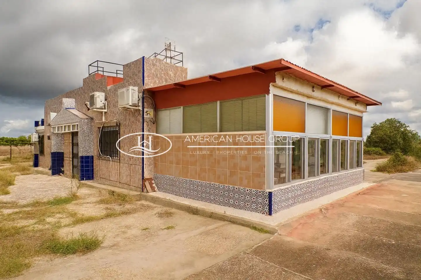 Exterior view of Houses for sale in Chiclana de la Frontera