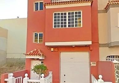 Photo 2 of Flat for sale in C/ Huelva, Gracia, San Cristóbal de la Laguna