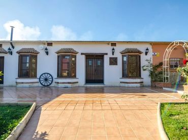 Casa rústica en venta en El Faro de Calaburra - Chaparral